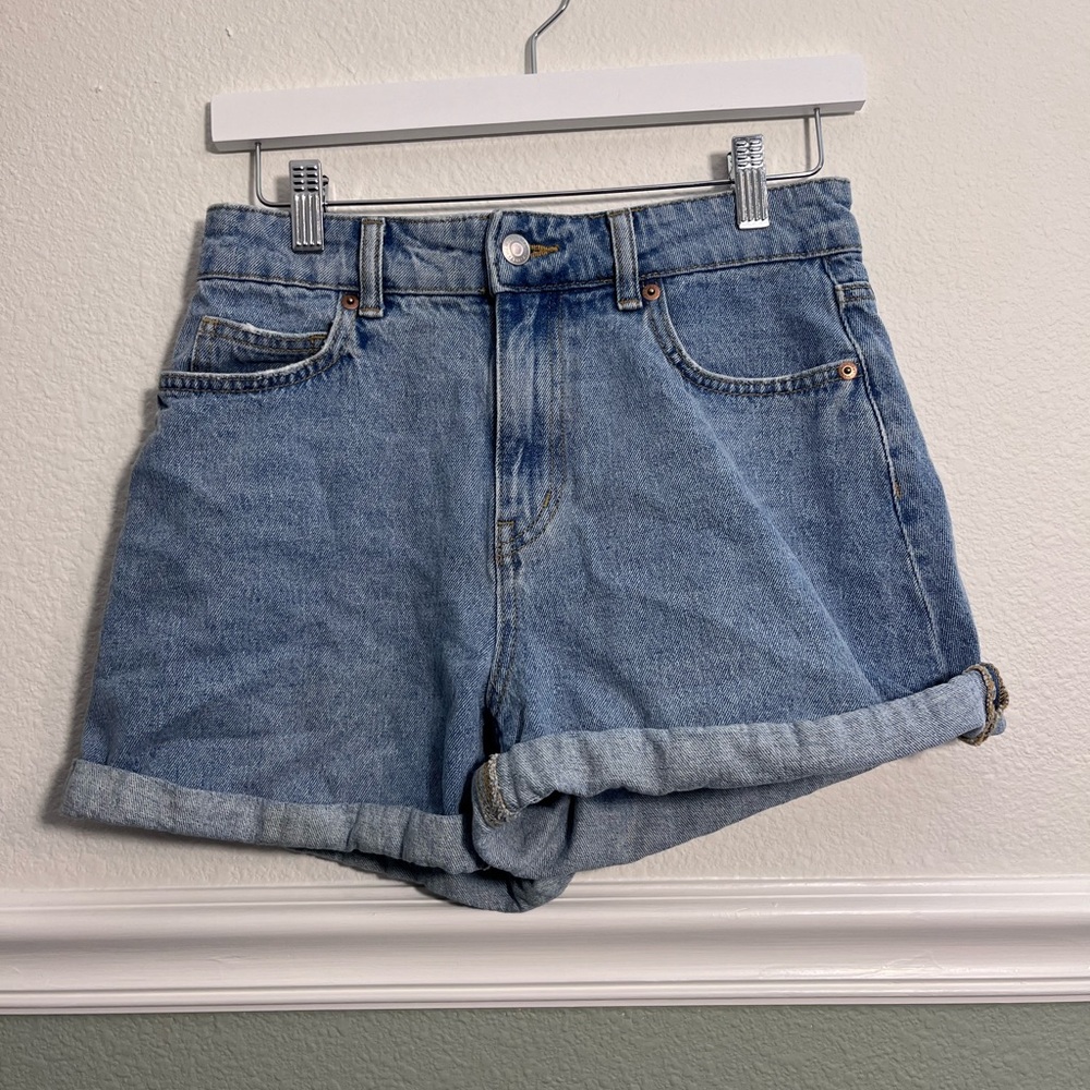H&M Blue Jean Shorts High-Waisted Relaxed Fit